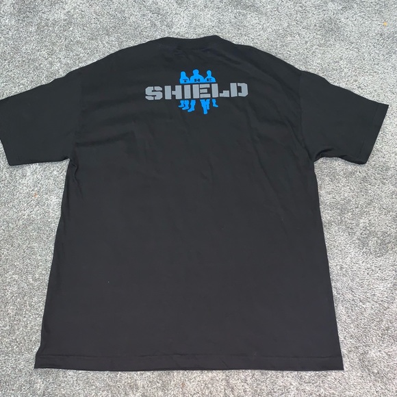 WWE WWF TSHIRT TEE SHIRT BLACK WRESTLING XL HOUNDS OF JUSTICE SHIELD - Picture 2 of 6